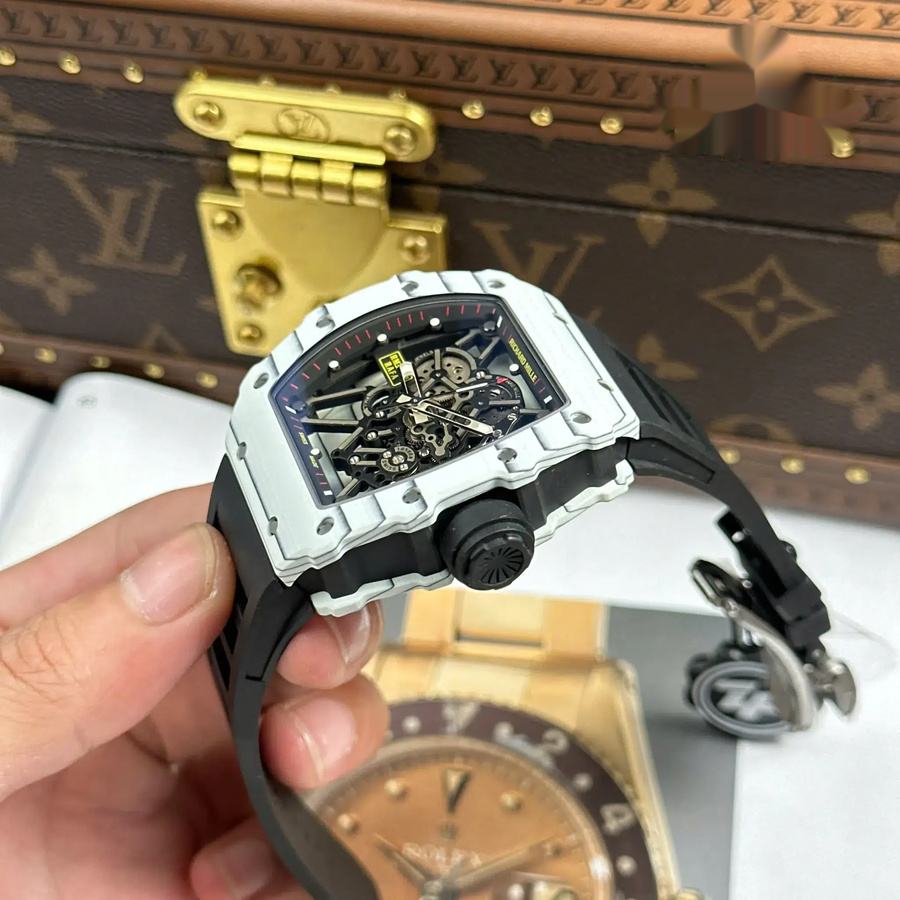 Affordable Imitation Richard Mille RM 35-01 Rafael Nadal White Carbon TPT Limited Edition ZF V3 49.94mm X 44.5mm — image 4