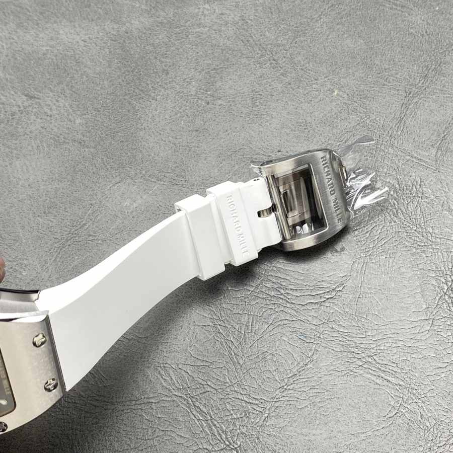 Beautiful Duplicate Richard Mille RM 07-01 White Ceramic Case White Rubber Strap BBA Factory 45.32 X 32.3mm — image 8