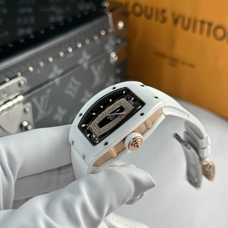 Discount Knockoff Richard Mille RM 07-01 White Ceramic Black Lip 45.32 X 32.3mm — image 3
