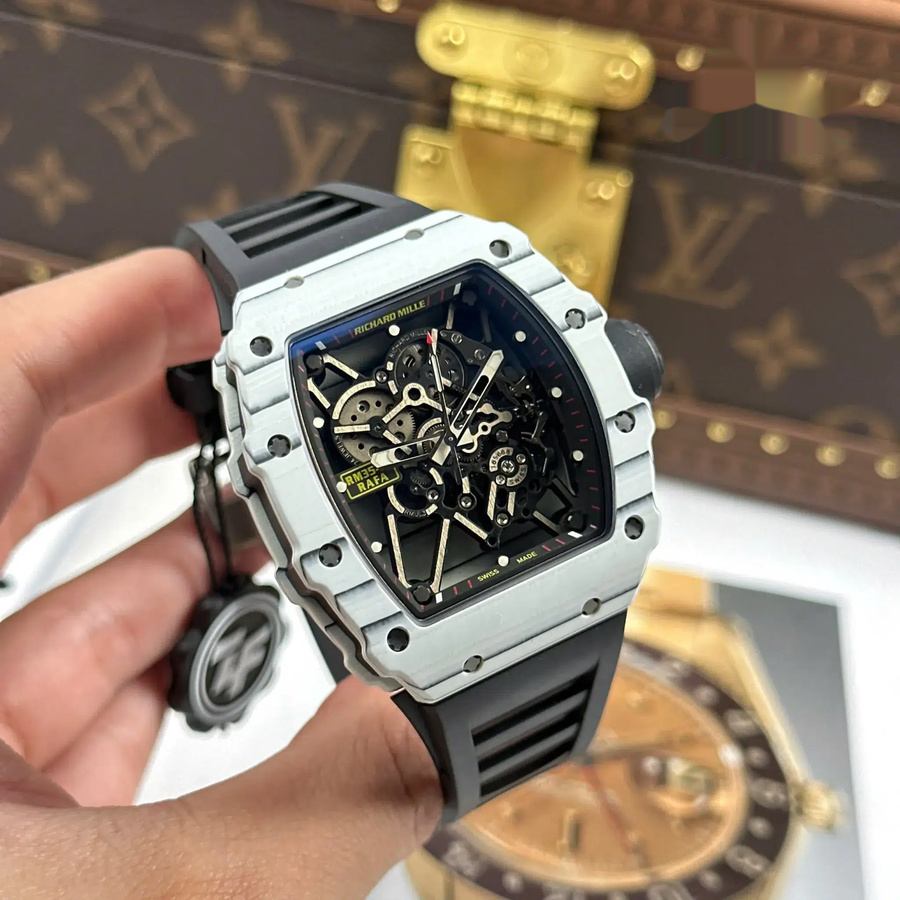 Luxurious Imitation Richard Mille RM 35-01 Rafael Nadal Carbon TPT ZF V3 49.94mm X 44.5mm — image 3