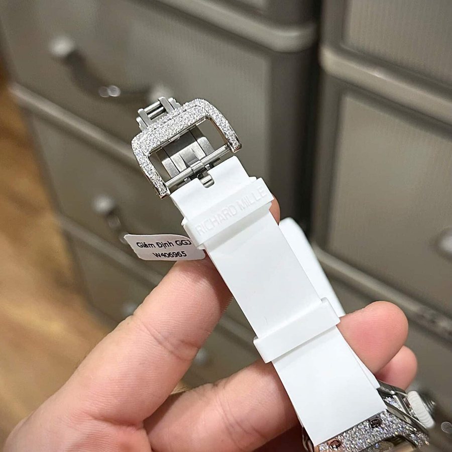 Luxury Imitation Richard Mille RM 07-01 Lady White MOP Lip Snow Diamonds Custom Moissanite 45.32x32.3mm — image 8