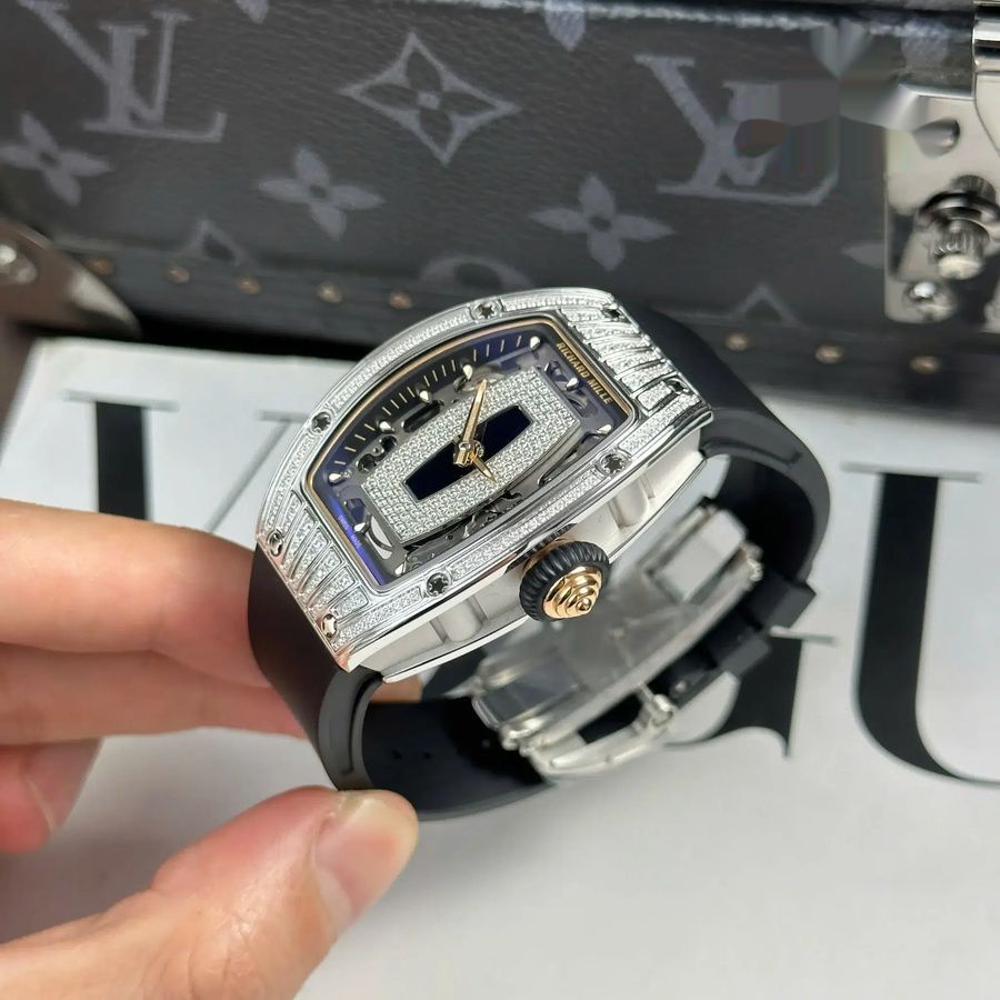 New-arrival Duplicate Richard Mille RM 07-01 White Case with CZ Stones and Black Onyx Dial ZF 45.32 X 32.3mm — image 4