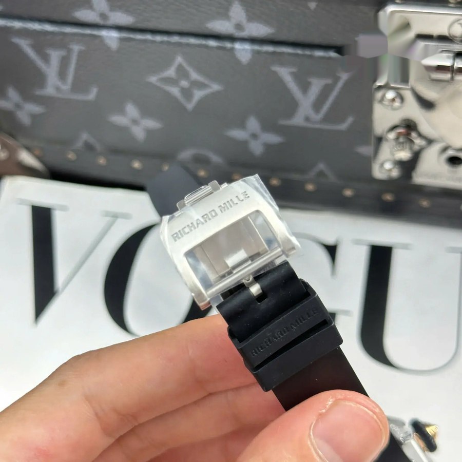 New-arrival Duplicate Richard Mille RM 07-01 White Case with CZ Stones and Black Onyx Dial ZF 45.32 X 32.3mm — image 10