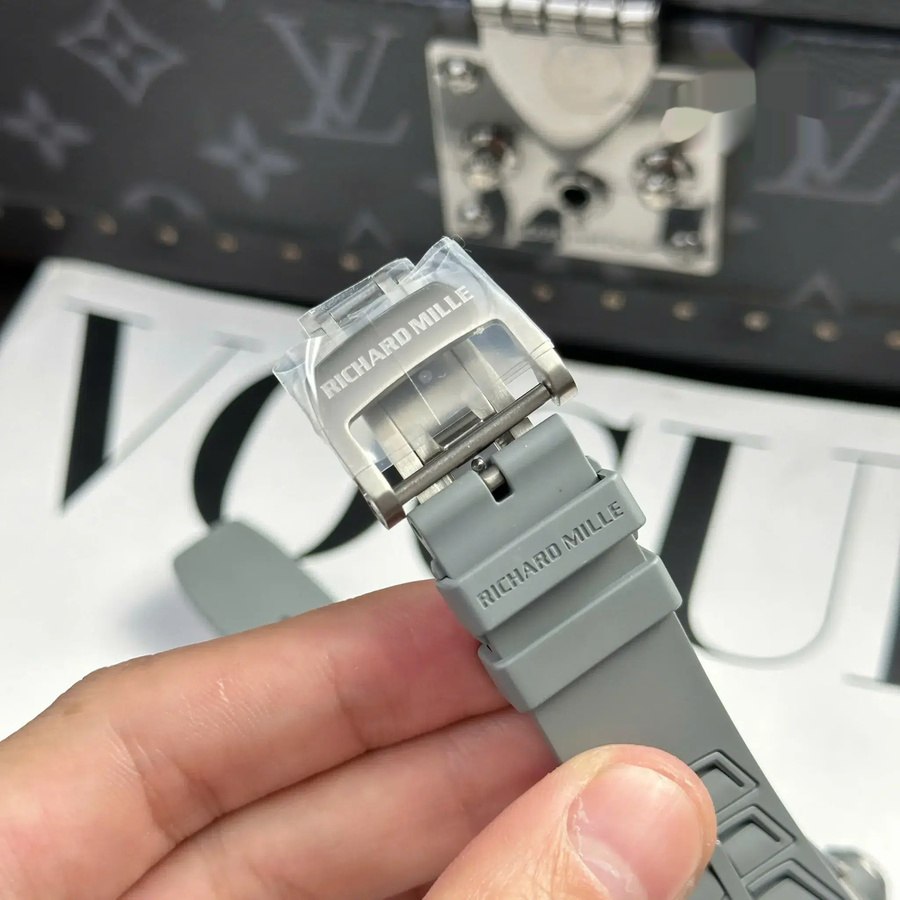 Understated Richard Mille RM 055 Bubba Watson Titanium & Ceramic Grey ZF 42.7mm — image 12