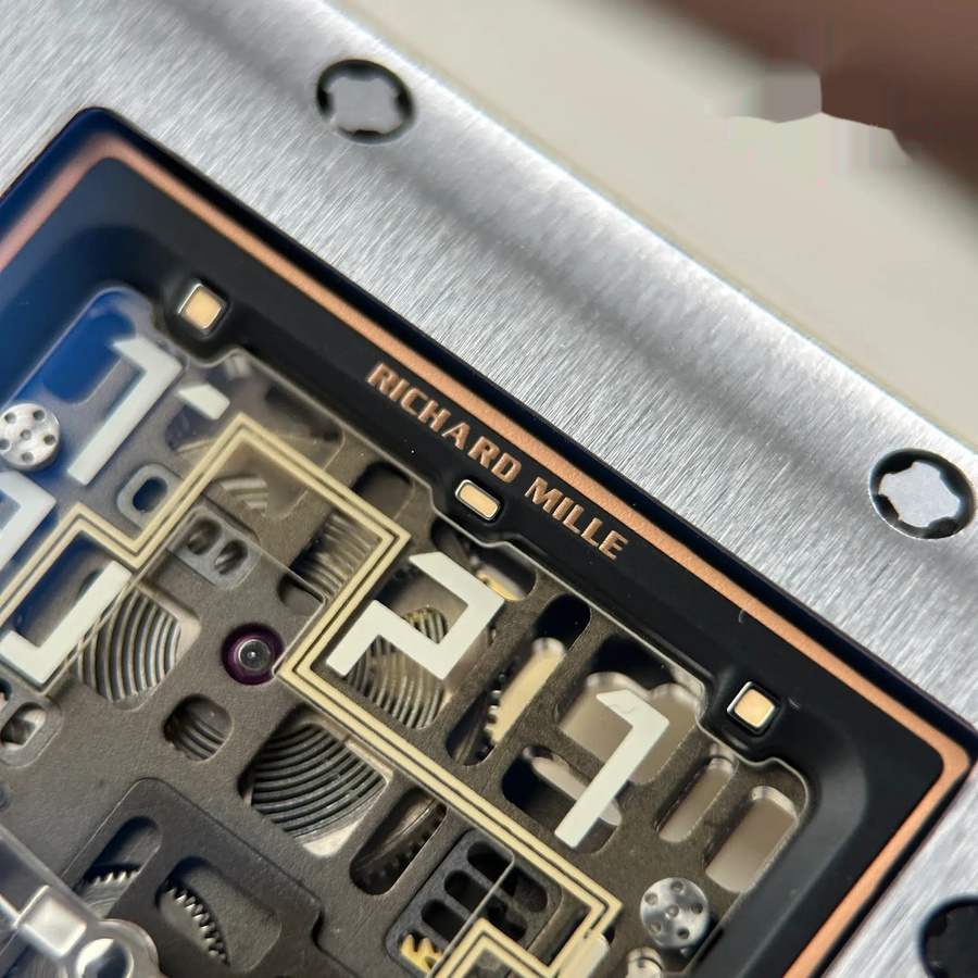 Valuable Fake Richard Mille RM 16-02 Titanium Extra-Flat White Rubber Band 36 X 45mm — image 7