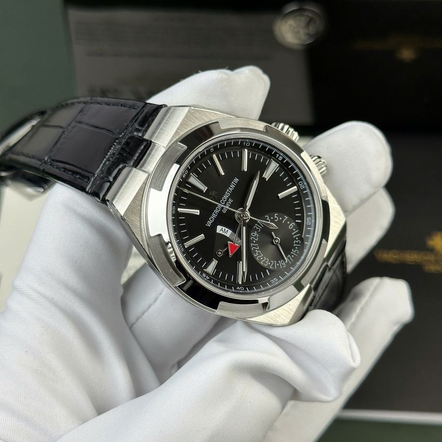 Exclusive Super Clone Vacheron Constantin Overseas Dual Time 7900V/110A-B546 Black Dial and Leather Strap 41mm — image 6