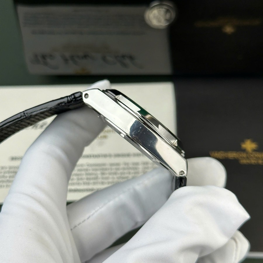 Exclusive Super Clone Vacheron Constantin Overseas Dual Time 7900V/110A-B546 Black Dial and Leather Strap 41mm — image 7