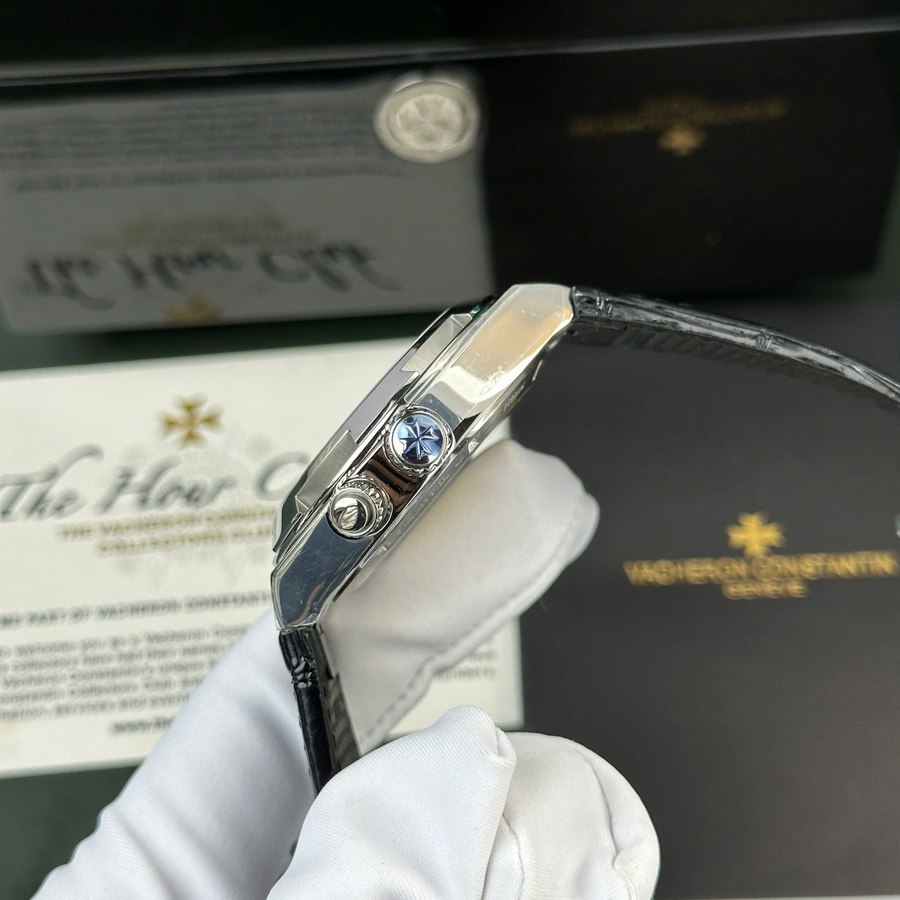 Exclusive Super Clone Vacheron Constantin Overseas Dual Time 7900V/110A-B546 Black Dial and Leather Strap 41mm — image 8